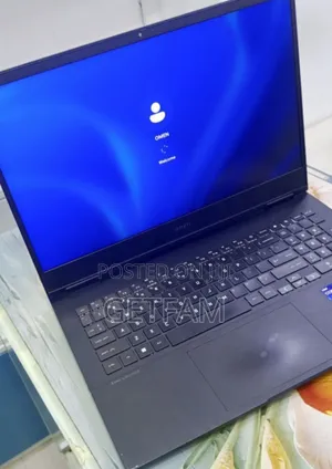 New Laptop HP Omen 16 16GB Intel Core I9 SSD 1T