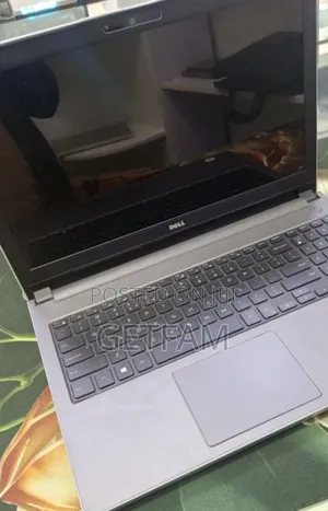 New Laptop Dell Precision 5540 8GB Intel Core I5 HDD 1T