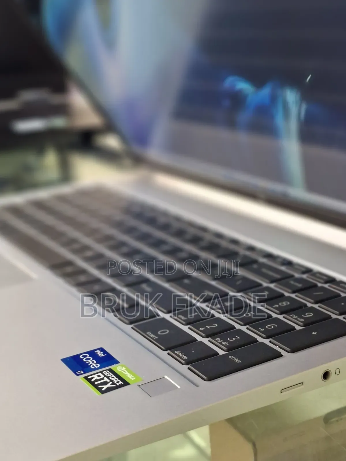 New Laptop HP EliteBook 640 G10 16GB Intel Core I7 SSD 512GB