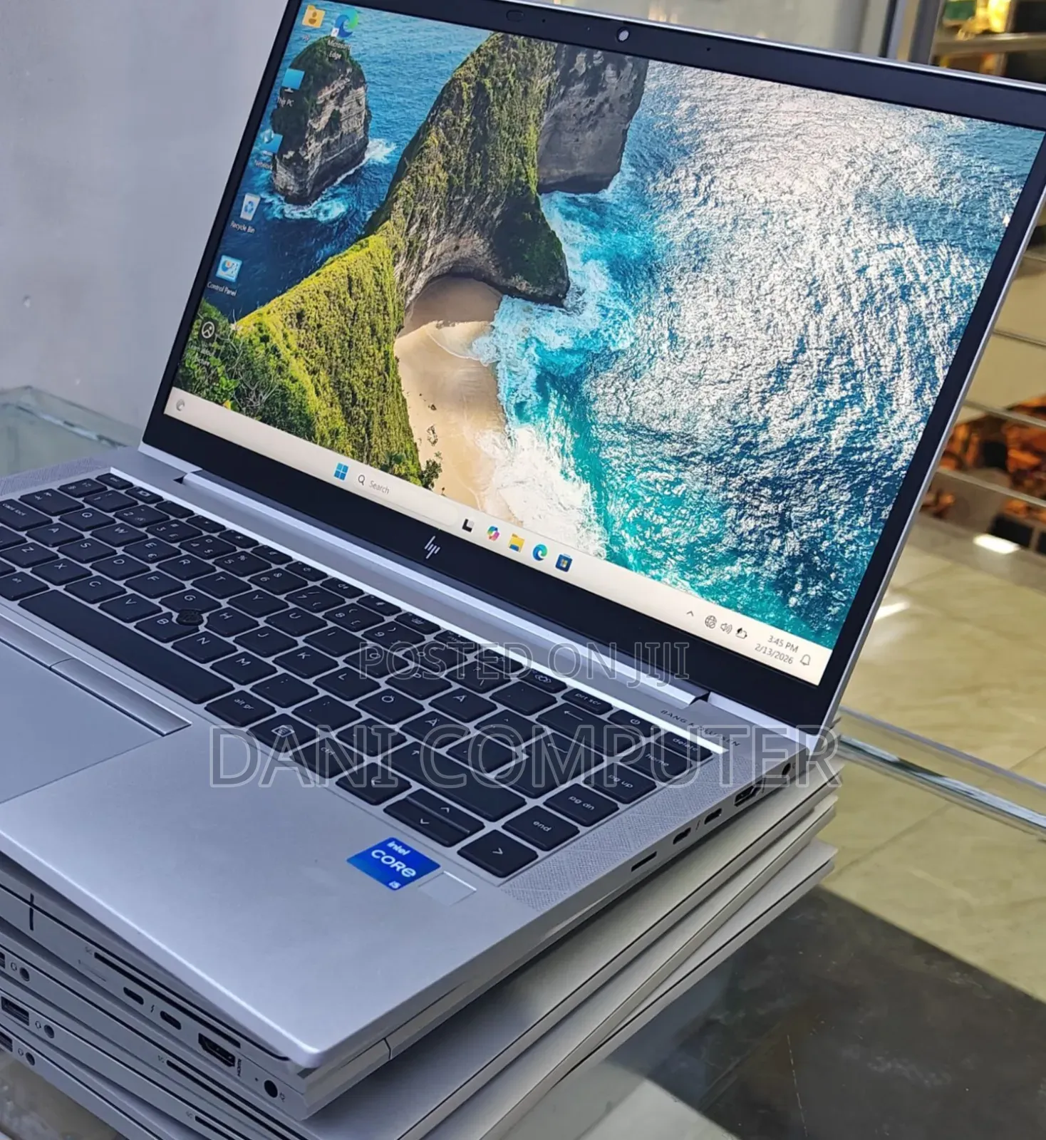 New Laptop HP EliteBook 830 G8 16GB Intel Core I5 SSD 512GB