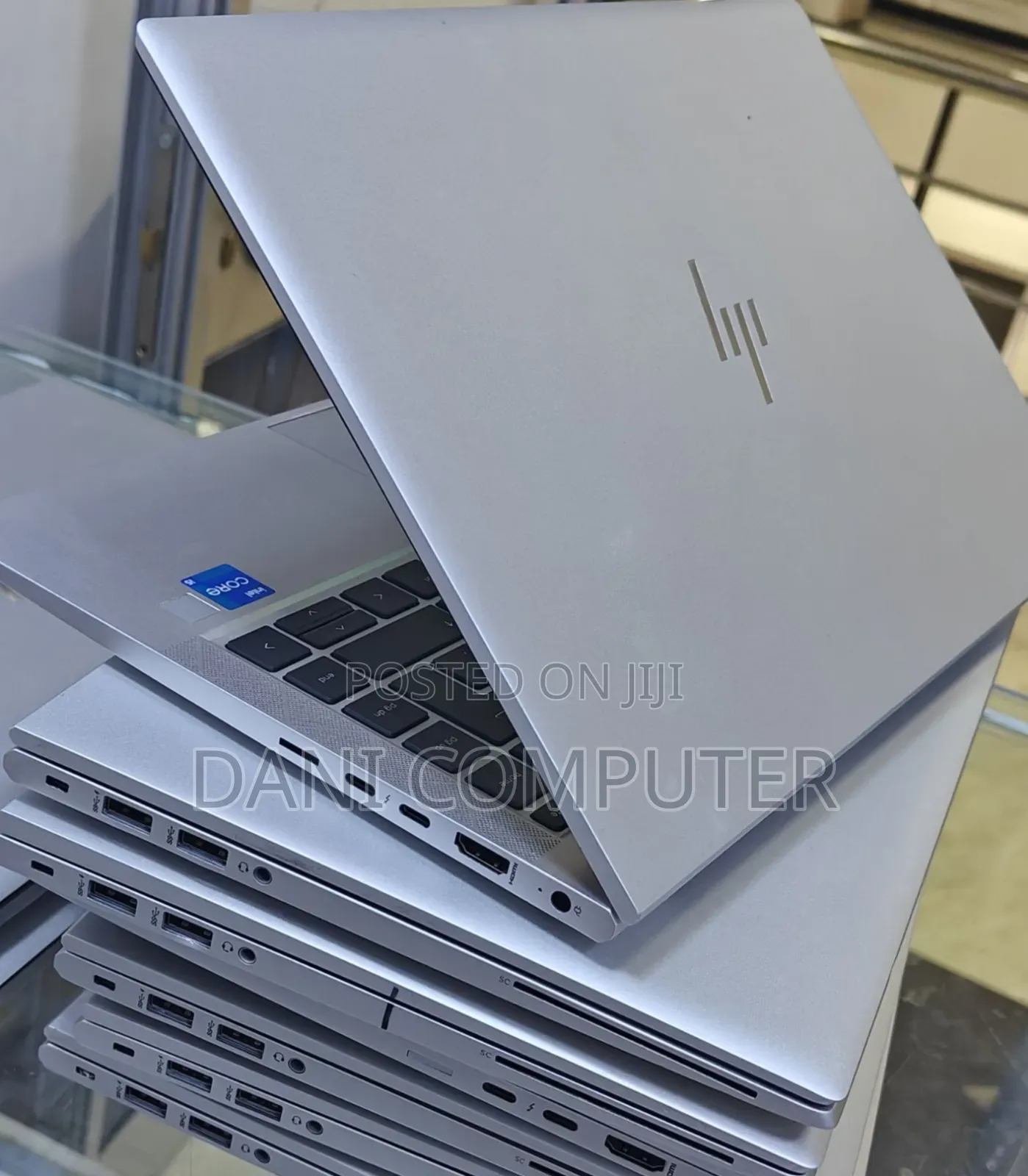 New Laptop HP EliteBook 830 G8 16GB Intel Core I5 SSD 512GB