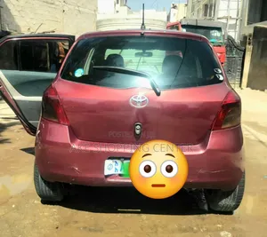 Toyota Yaris 2005 Gray