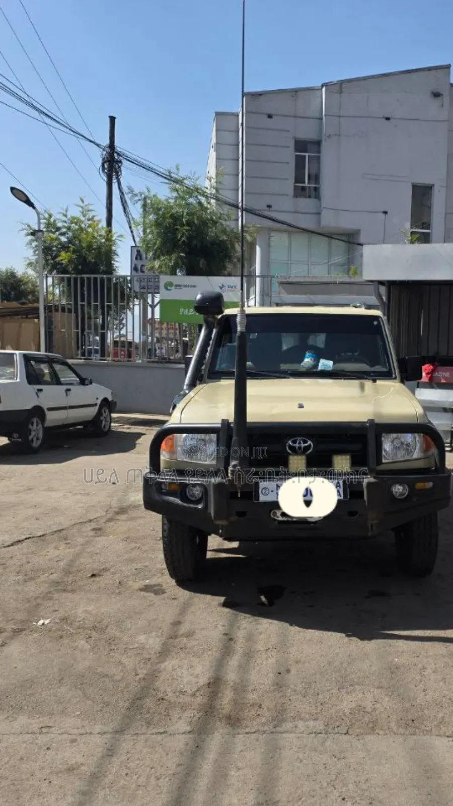 Toyota Land Cruiser 2020 Gold