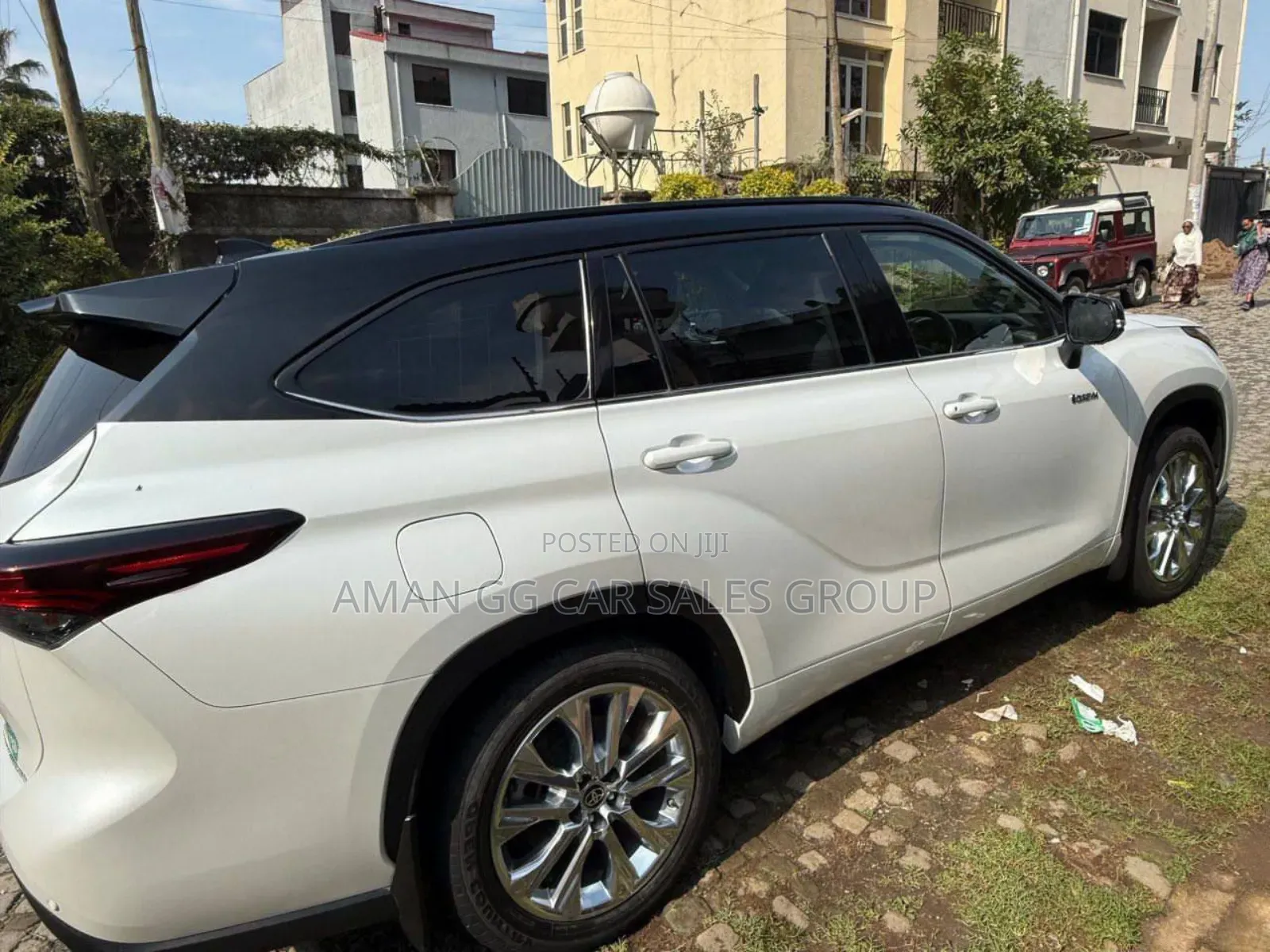 Toyota Highlander Hybrid 2024 White