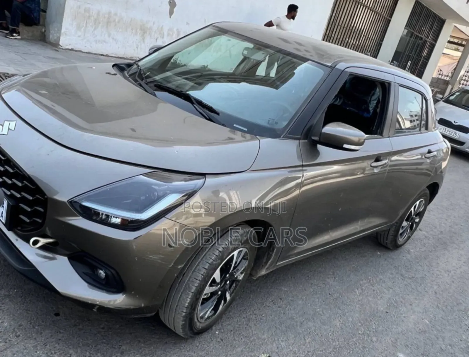 Suzuki Swift 2024 Gray