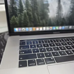 New Laptop Apple MacBook Pro 2019 16GB Intel Core I9 SSD 512GB