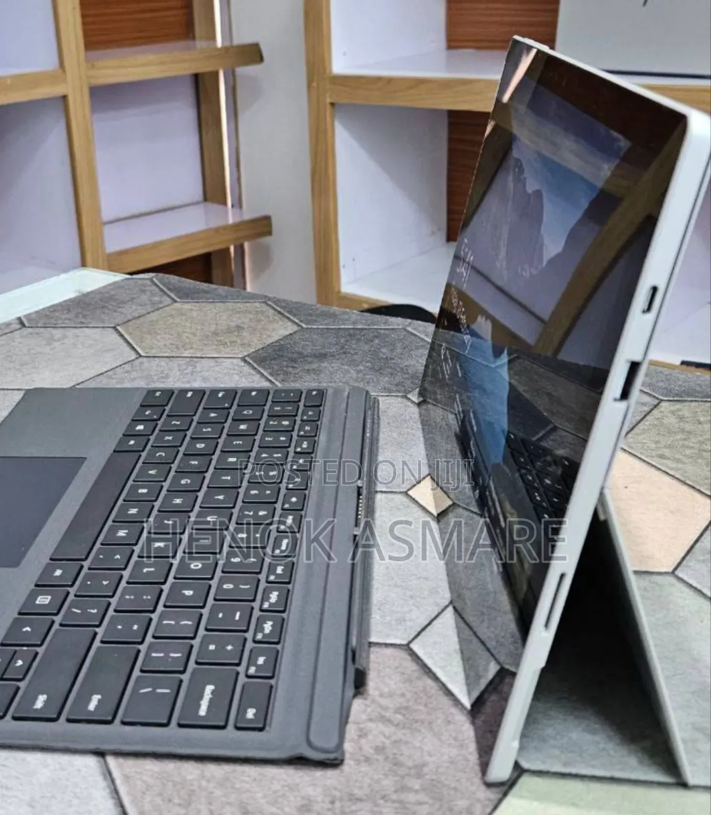 New Laptop Microsoft Surface 16GB Intel Core I7 SSD 256GB