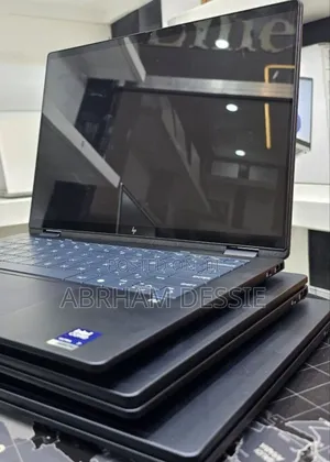 New Laptop HP 16GB Intel Core Ultra 7 SSD 1T