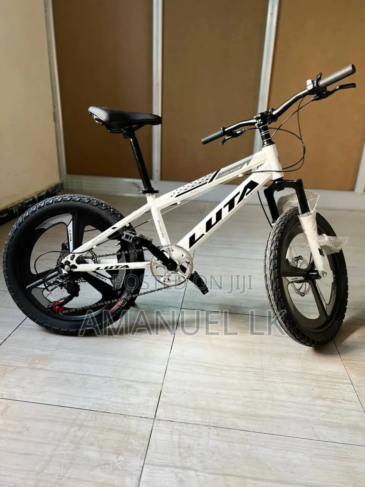 Bicycles ብስክሌት