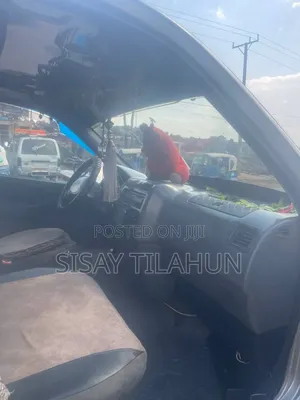 Toyota HiAce 1998 Grey