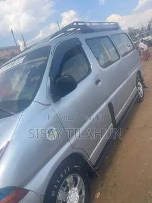 Toyota HiAce 1998 Grey