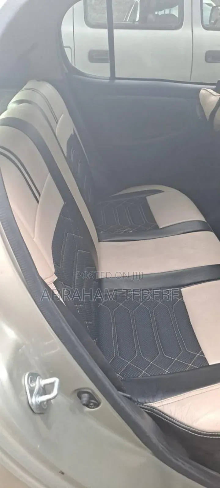 Toyota Vitz 1.0 FWD 5dr 2002 Gold