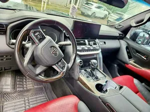 Toyota Land Cruiser 2022 Black