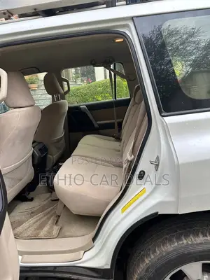 Toyota Land Cruiser Prado 2012 White