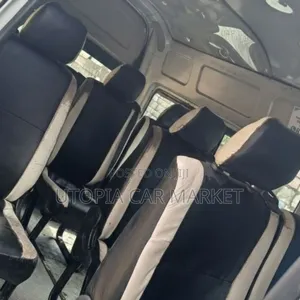 Toyota HiAce 2007 Yellow