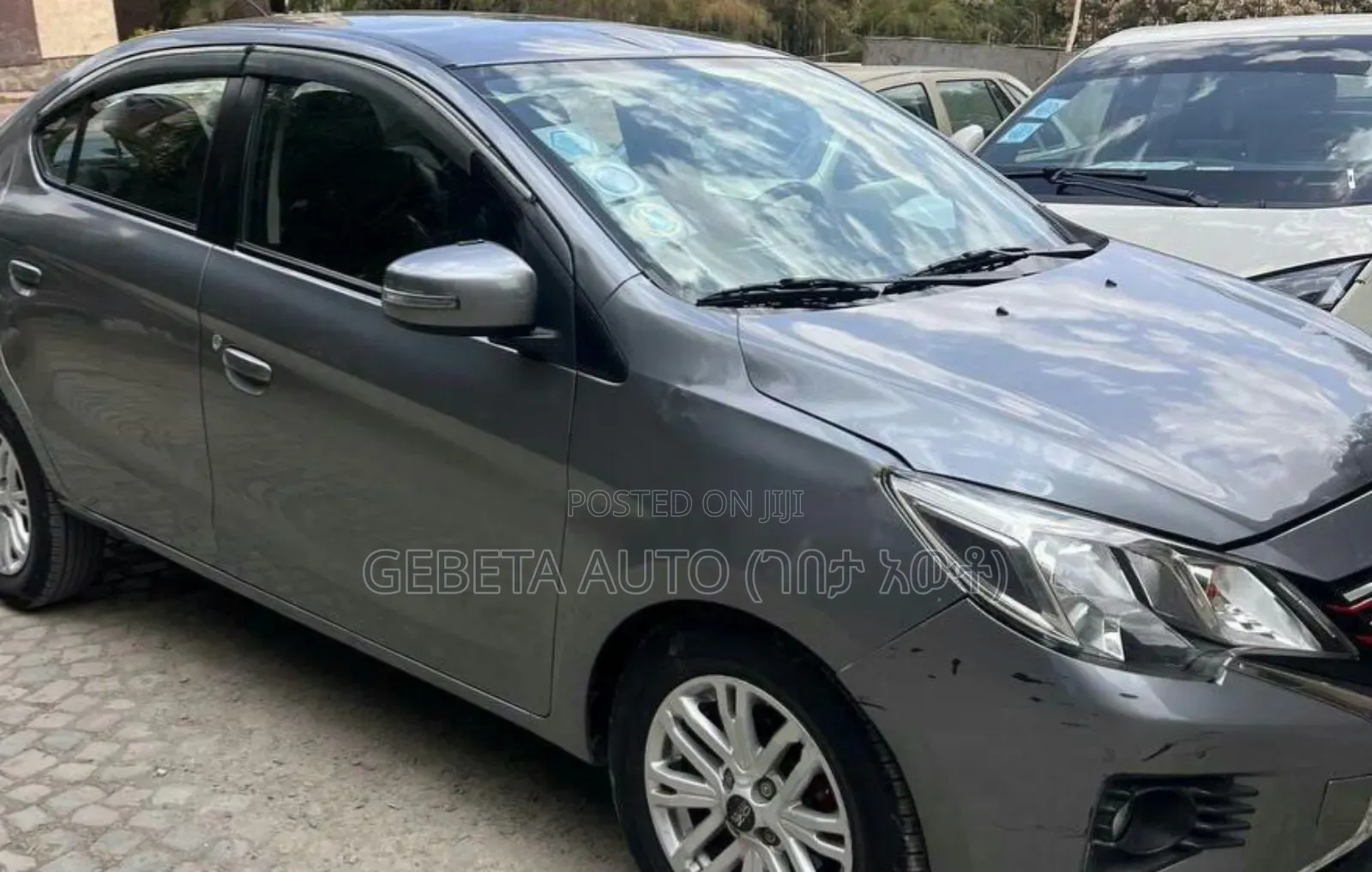 Mitsubishi Attrage 2022 Gray