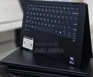 New Laptop HP OmniBook X Flip 16" 16GB Intel Core Ultra 7 SSD 1T