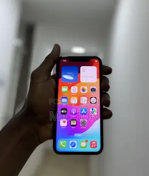 Apple iPhone XR 64 GB Red