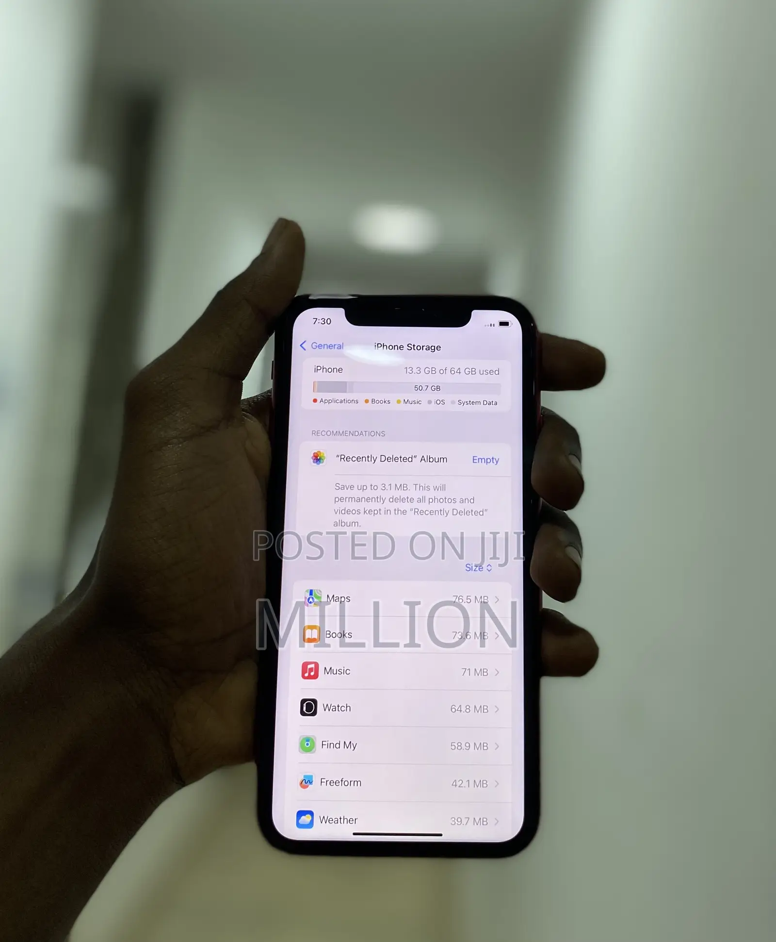 Apple iPhone XR 64 GB Red