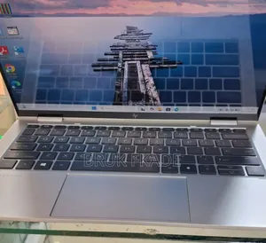 New Laptop HP EliteBook 830 G8 16GB Intel Core I7 SSD 512GB
