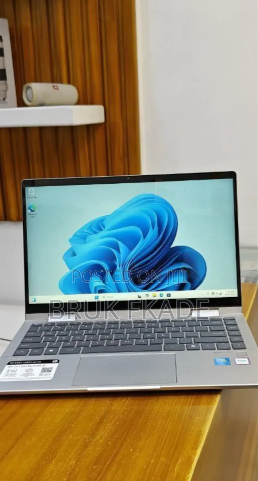 New Laptop HP Envy X360 8GB Intel Core 5 SSD 512GB