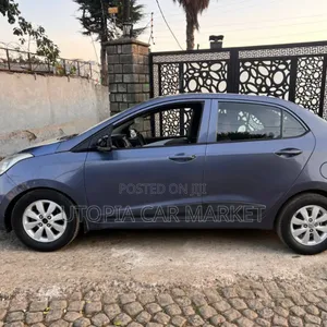 Hyundai I10 2015 Blue