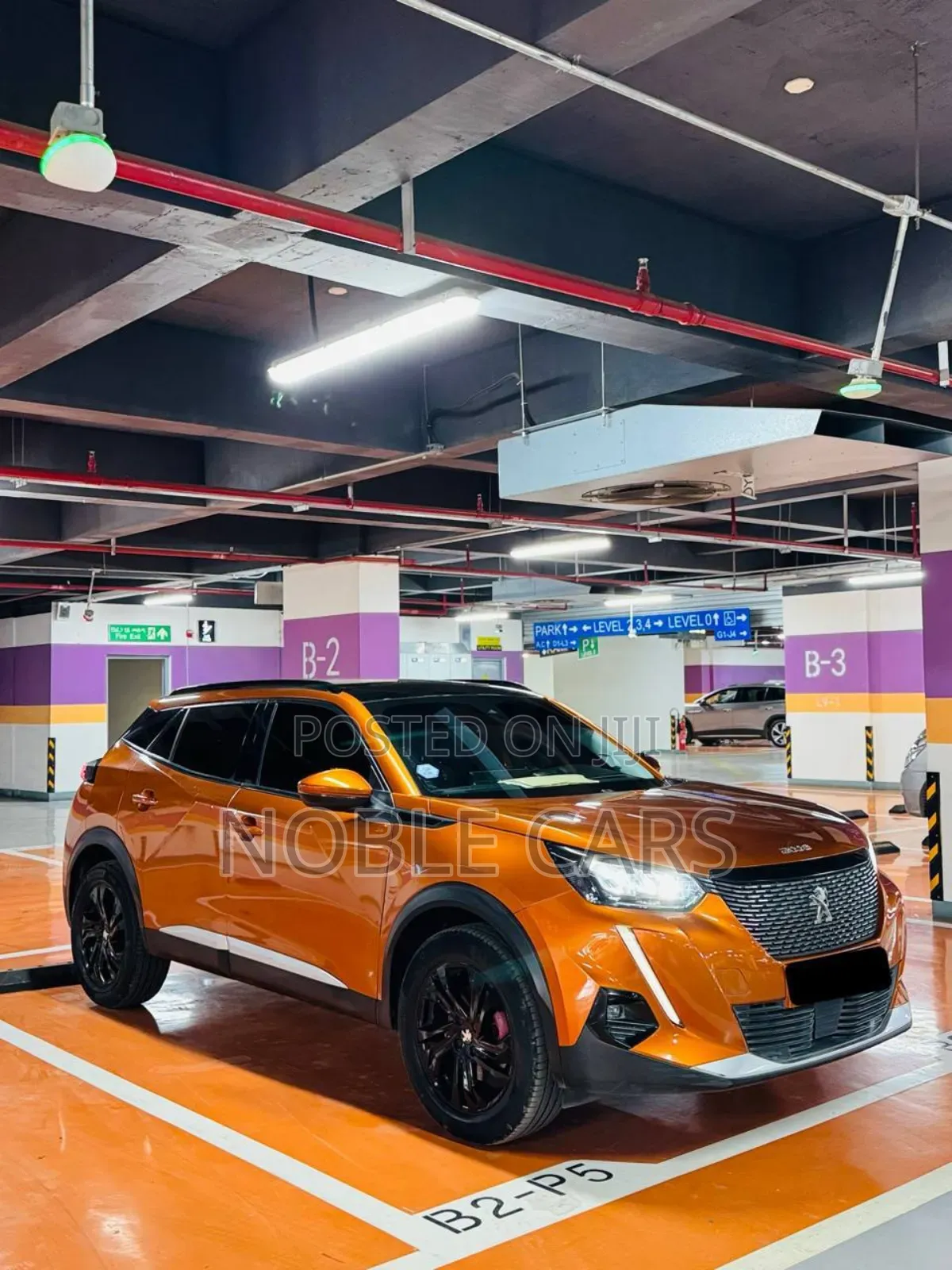 Peugeot 2008 2022 Orange