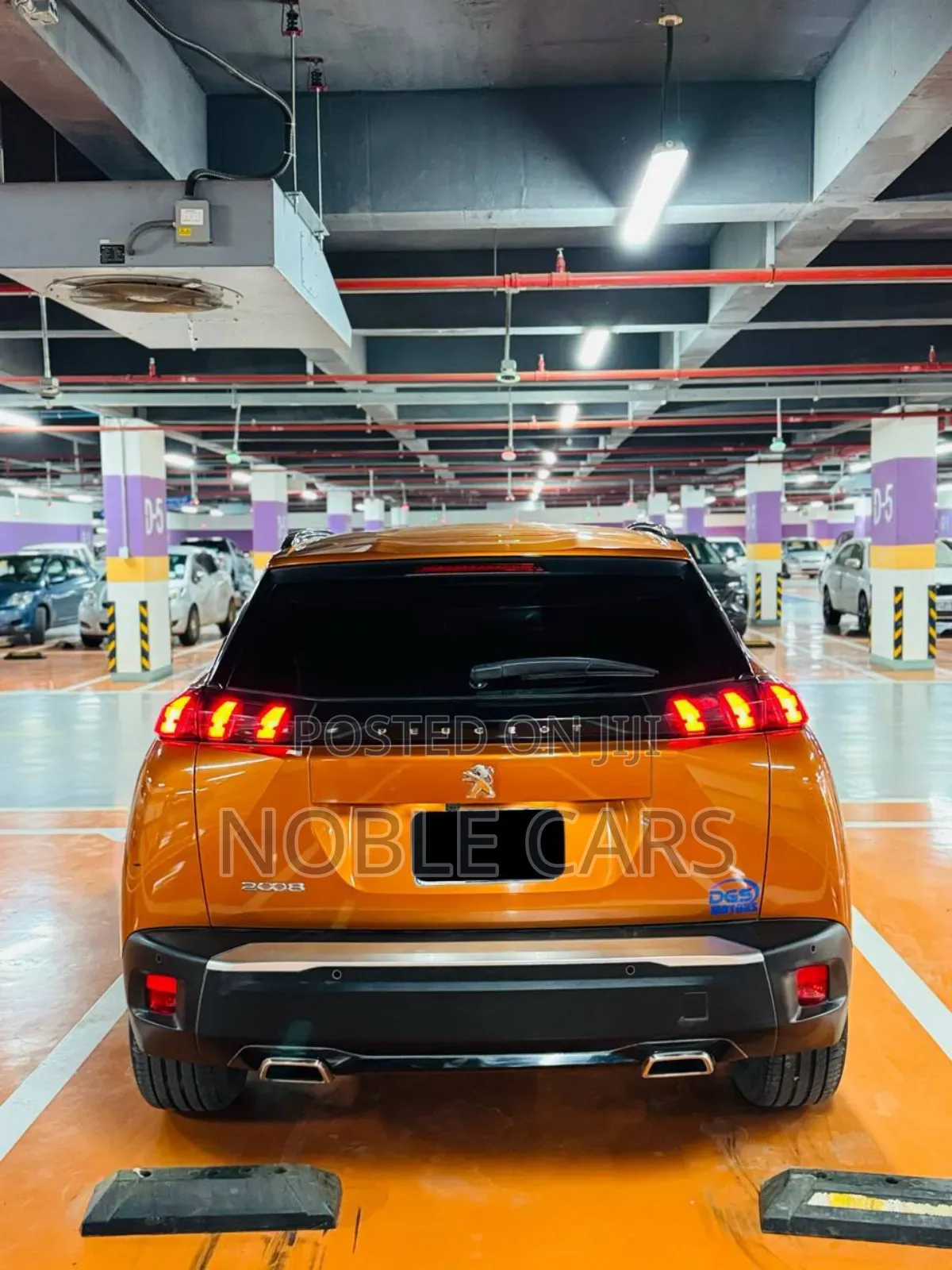 Peugeot 2008 2022 Orange