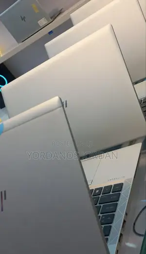 New Laptop HP EliteBook 840 G8 16GB Intel Core I5 SSD 512GB