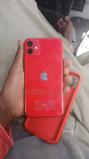 Apple iPhone 11 64 GB Red