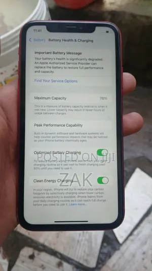 Apple iPhone 11 64 GB Red