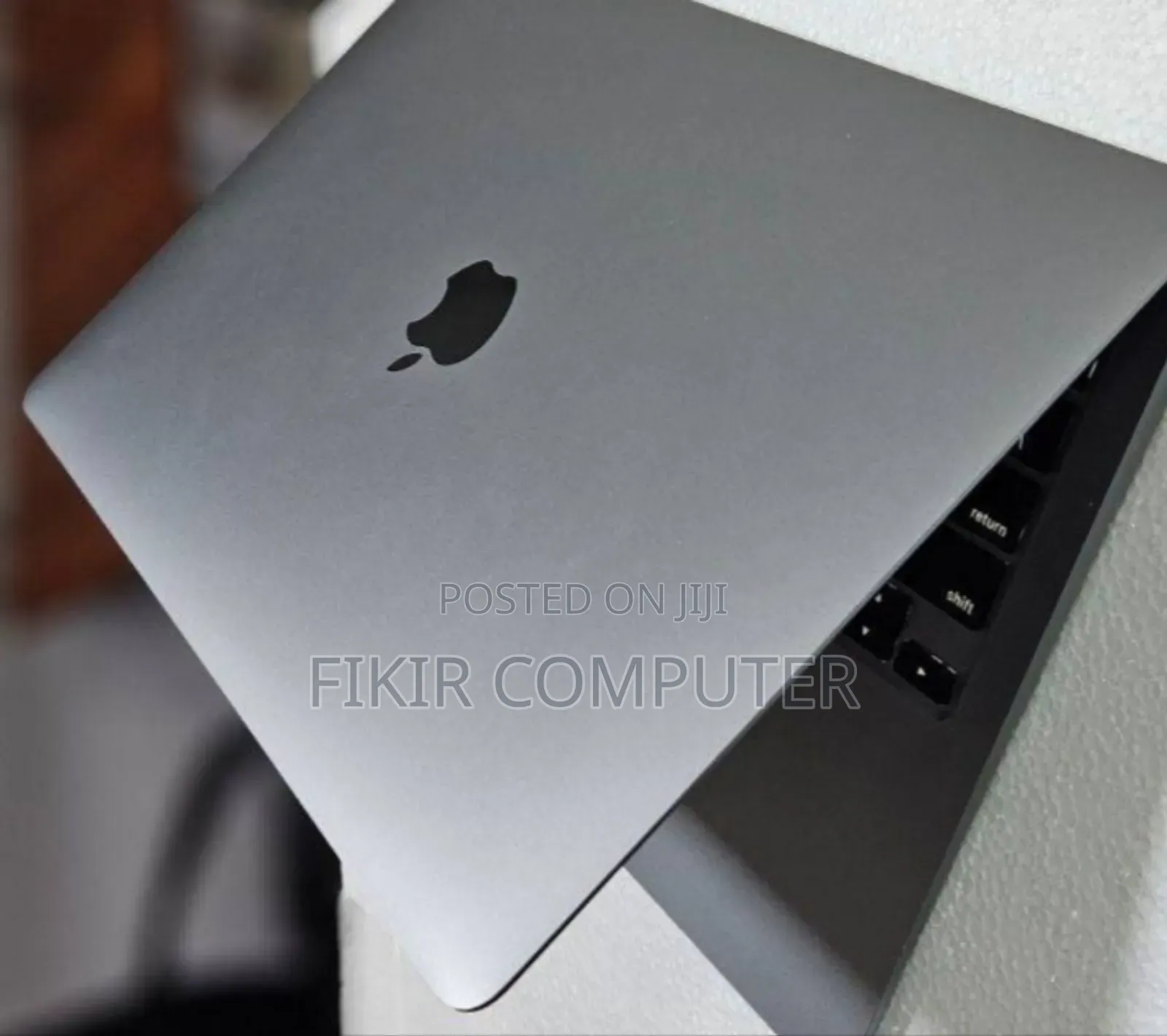 New Laptop Apple MacBook Air 2020 M1 8GB Apple M1 SSD 256GB