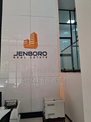 2bdrm Apartment in Jenboro Realestate, Lideta for sale