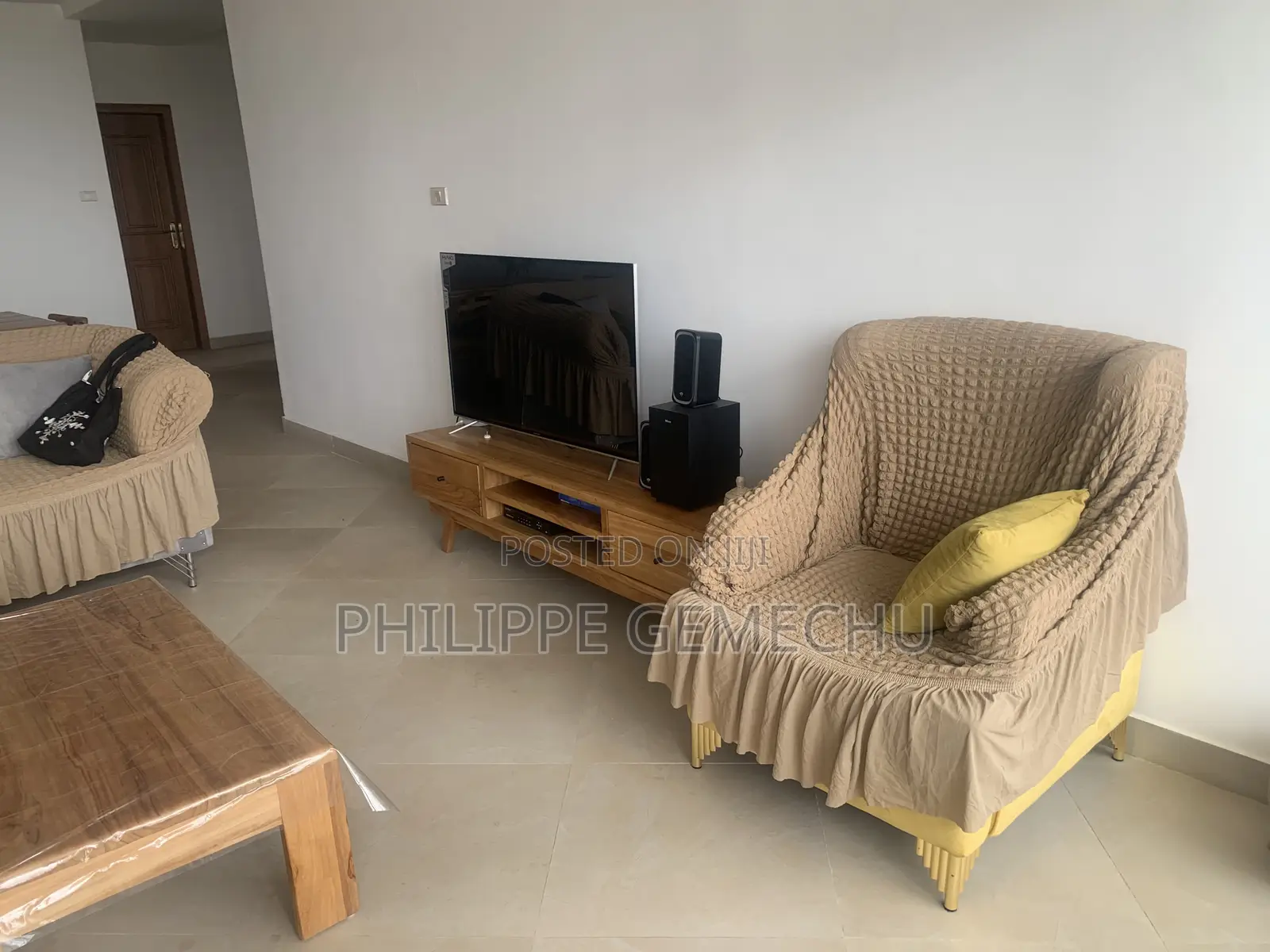 Furnished 3bdrm Apartment in Yeka for rent