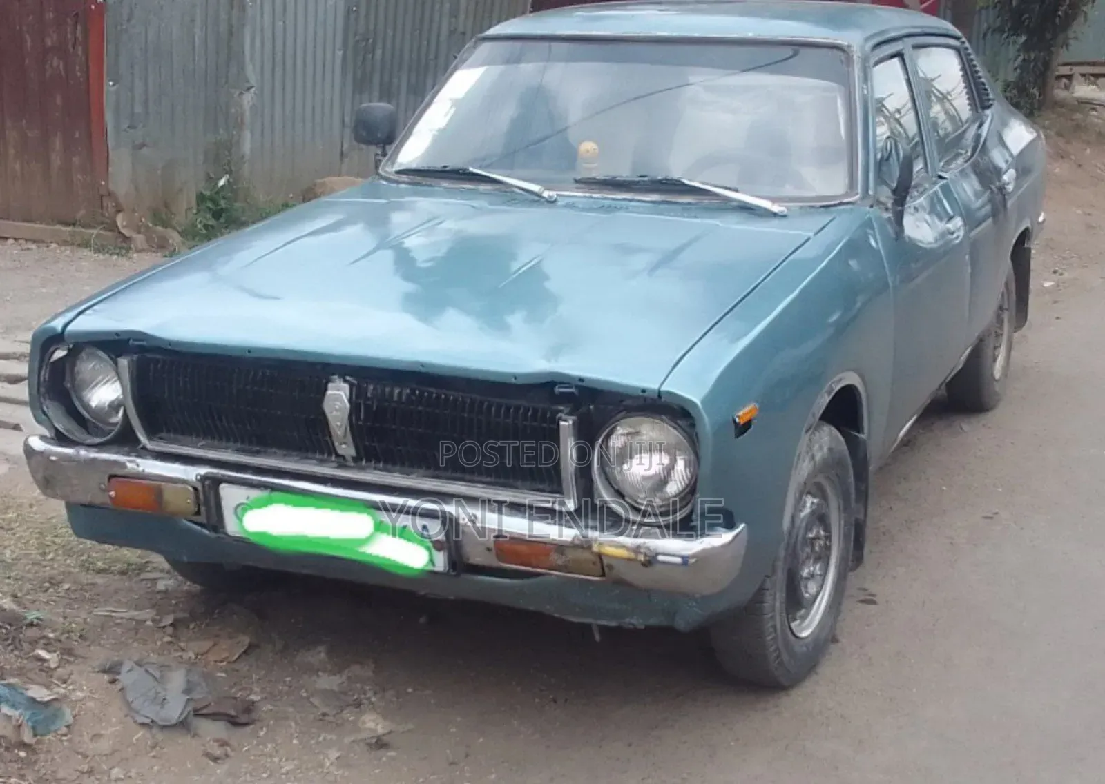 Datsun Violet 1977 Blue