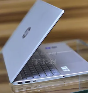 New Laptop HP 15 16GB Intel Core I7 SSD 1T