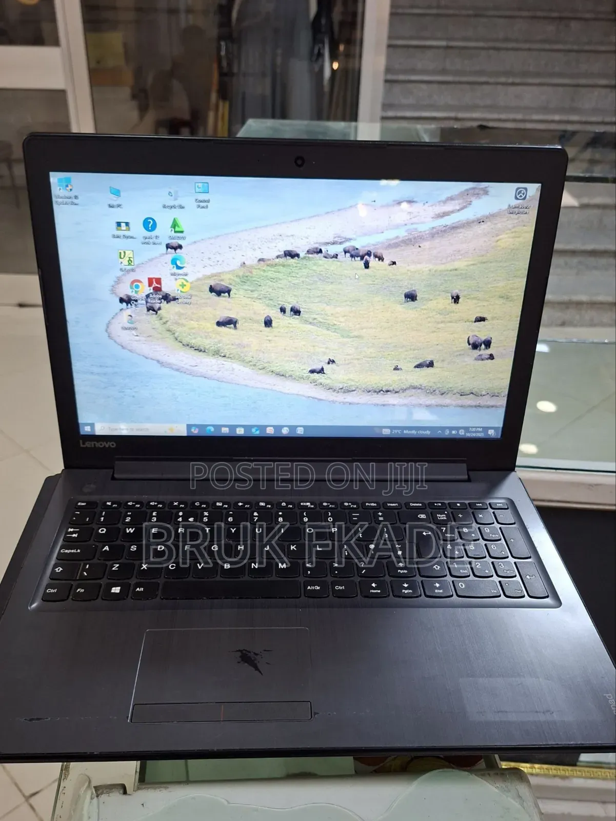 New Laptop Lenovo Ideapad 3 8GB Intel Core I7 SSD 1T