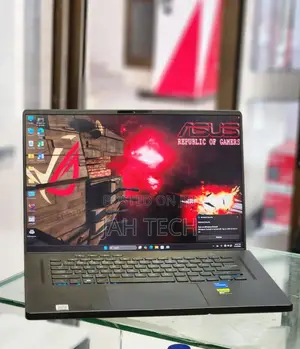 New Laptop Asus ROG Zephyrus G15 16GB Intel Core I7 SSD 512GB