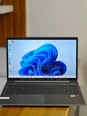 New Laptop HP ZBook Firefly 15 G7 16GB Intel Core I7 SSD 512GB