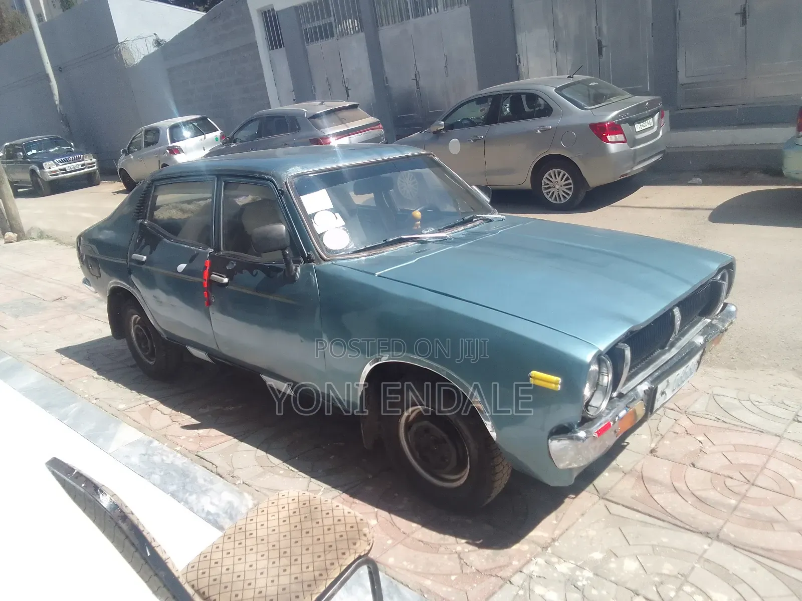 Datsun 1200 1973 Gray