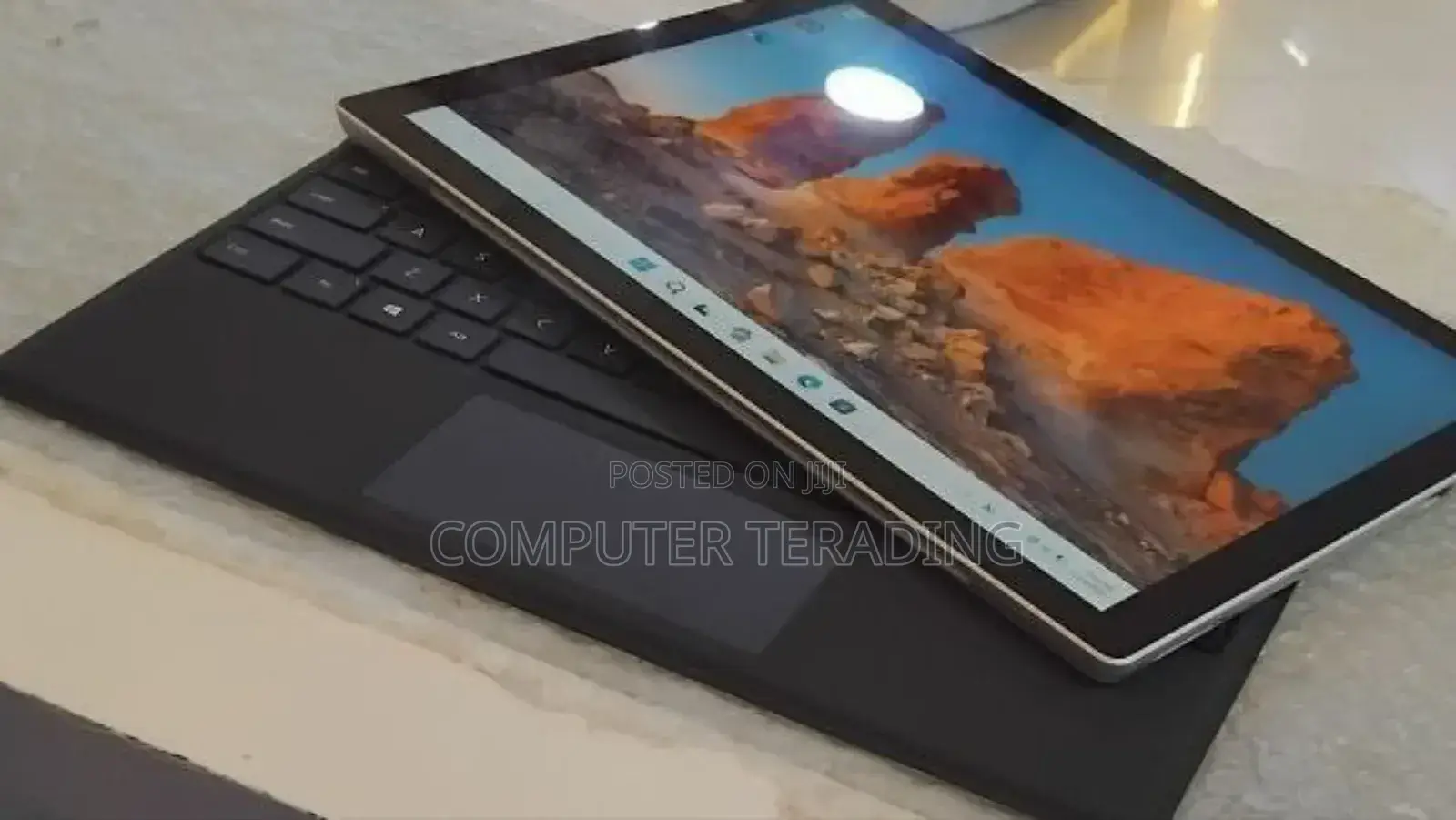 New Laptop Microsoft Surface Pro 7 16GB Intel Core I7 SSD 256GB