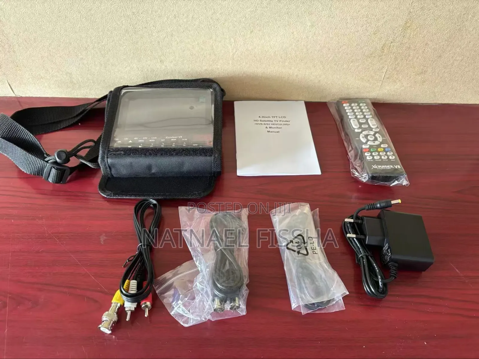 Xcruiser V8 Satellite Finder