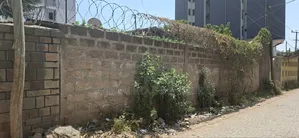 5bdrm House in አአ ኢትዮጵያ, Lideta for sale