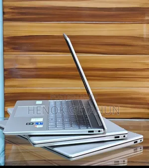 New Laptop HP Stream Notebook 16GB Intel Core I5 SSD 512GB