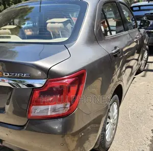 Suzuki Dzire 2022 Silver