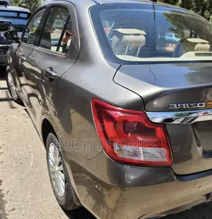 Suzuki Dzire 2022 Silver
