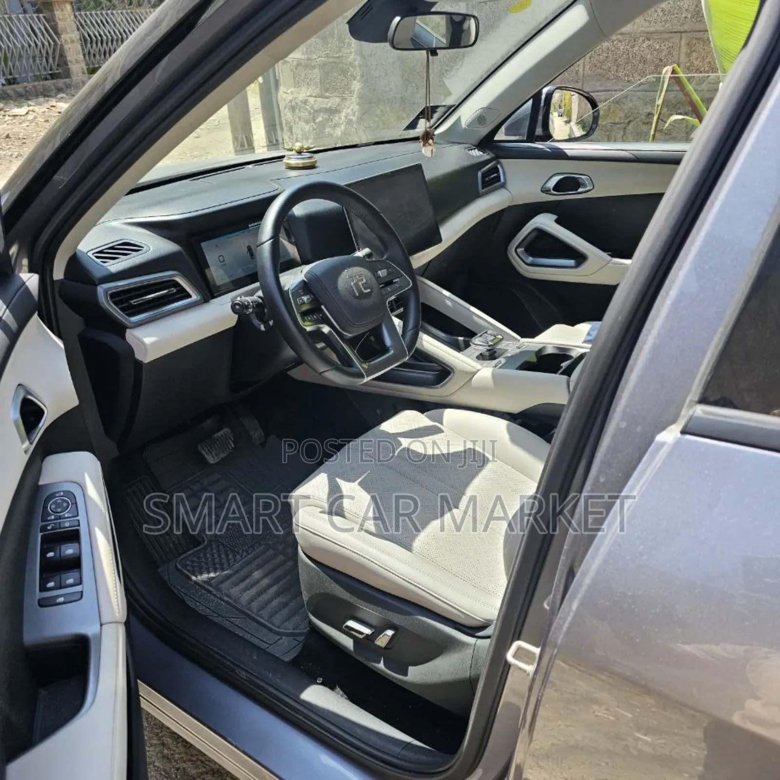 BYD Yuan Up 2024 Silver