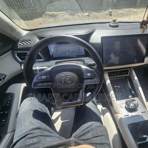 BYD Yuan Up 2024 Silver