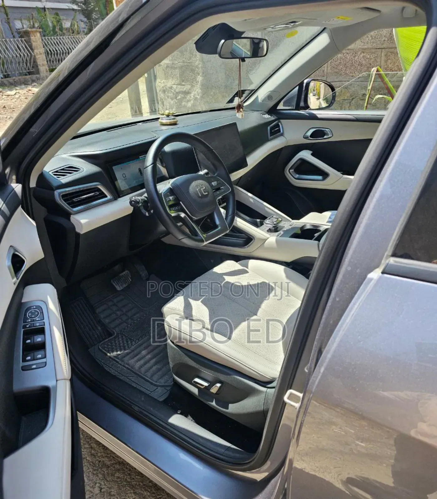 New BYD Yuan Up 45 kWh FWD 2024 Gray