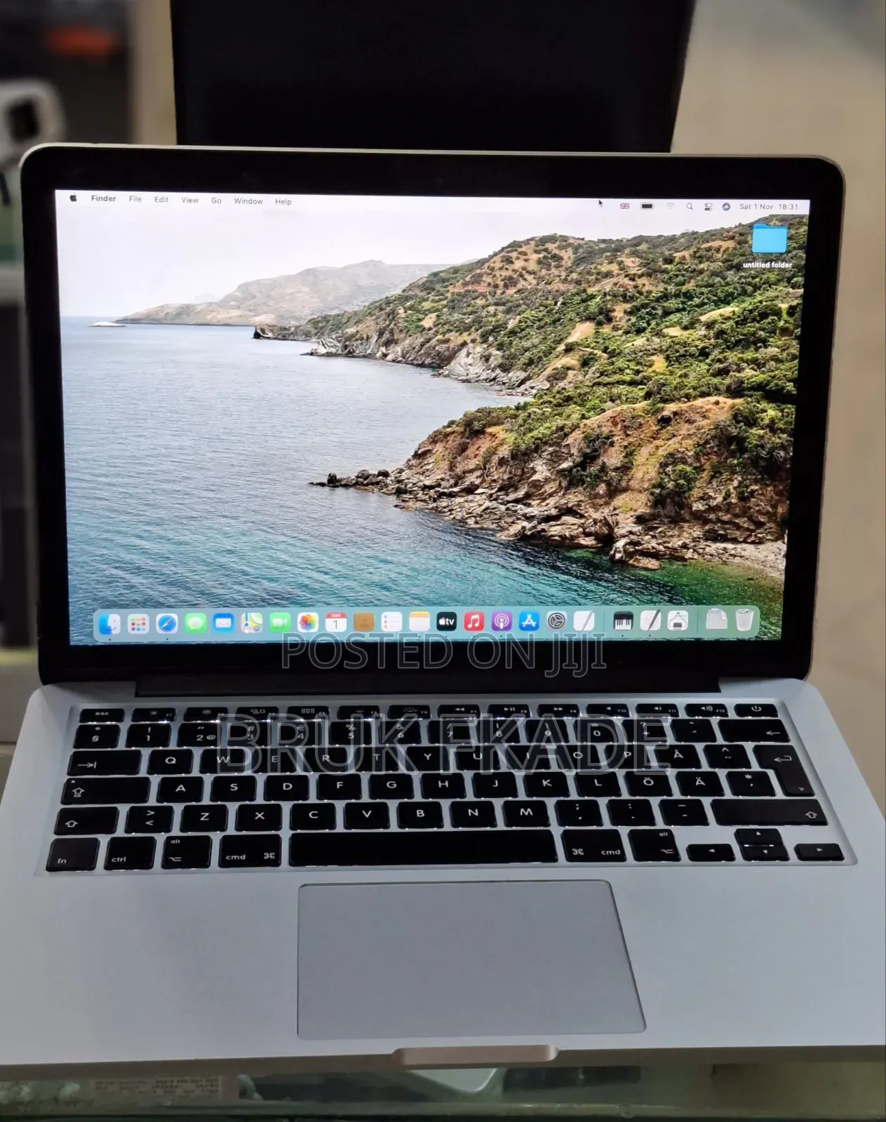 New Laptop Apple MacBook 2014 8GB Intel Core I7 SSD 256GB